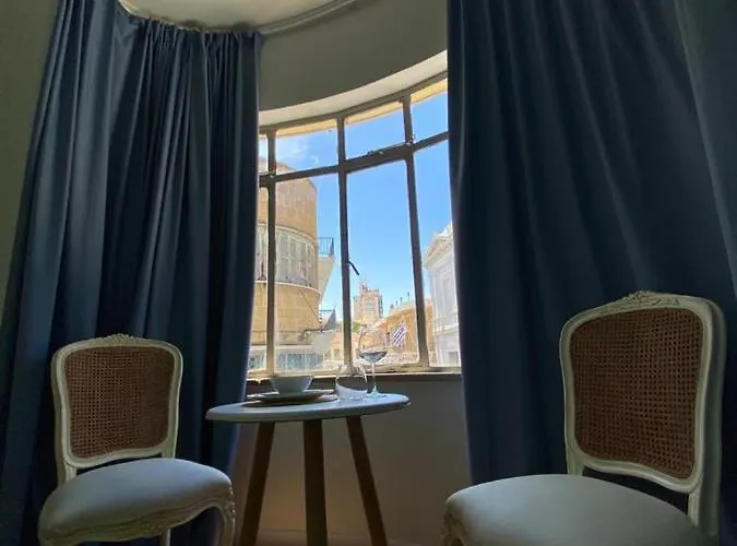 ゲストハウス Unique Phaneromenis 41 - Down Town 3*