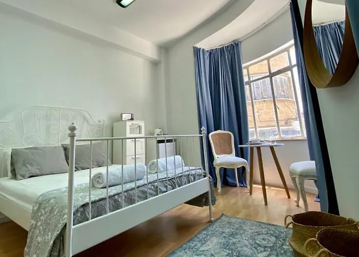 Unique Phaneromenis 41 - Down Town ゲストハウス ニコシア