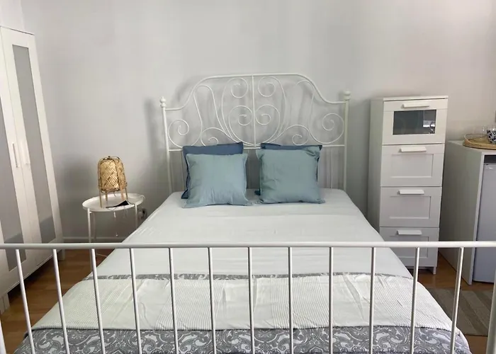 Unique Phaneromenis 41 - Down Town Pensionat